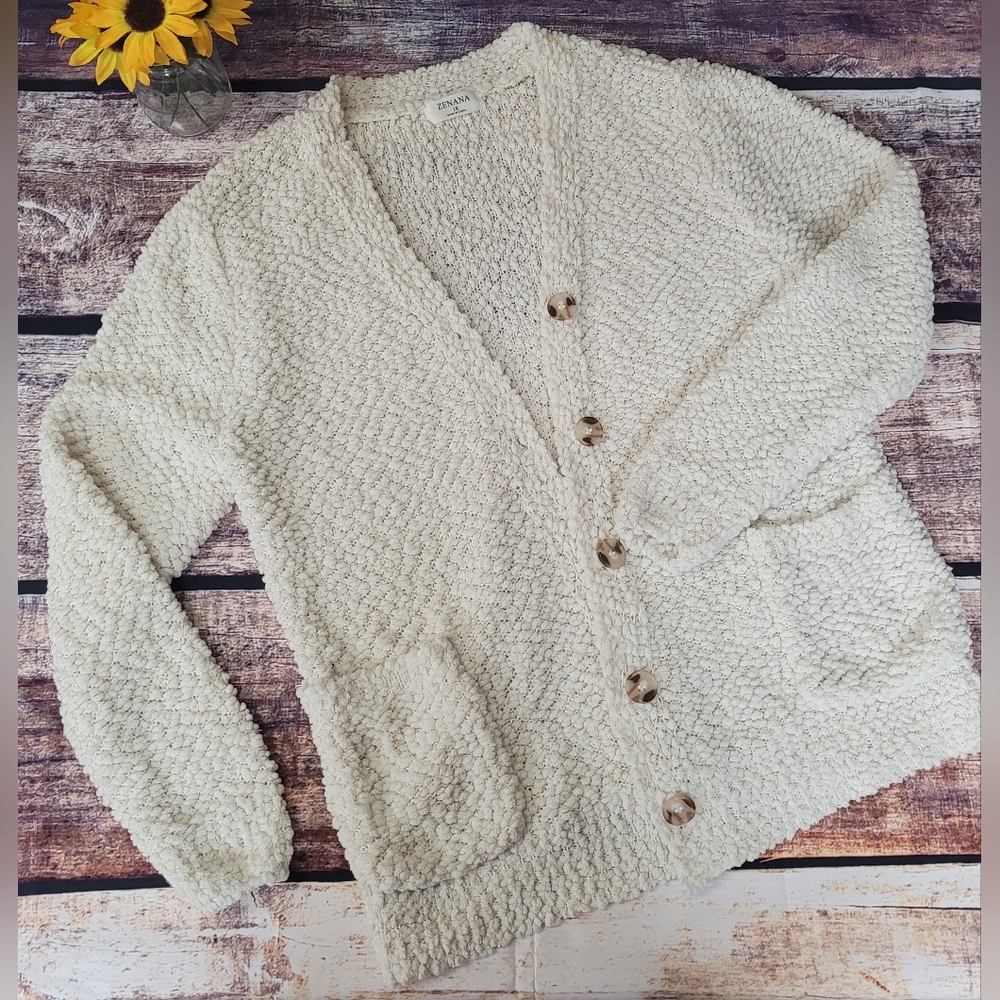 SOLD - ZENANA POPCORN CARDIGAN SIZE 1X